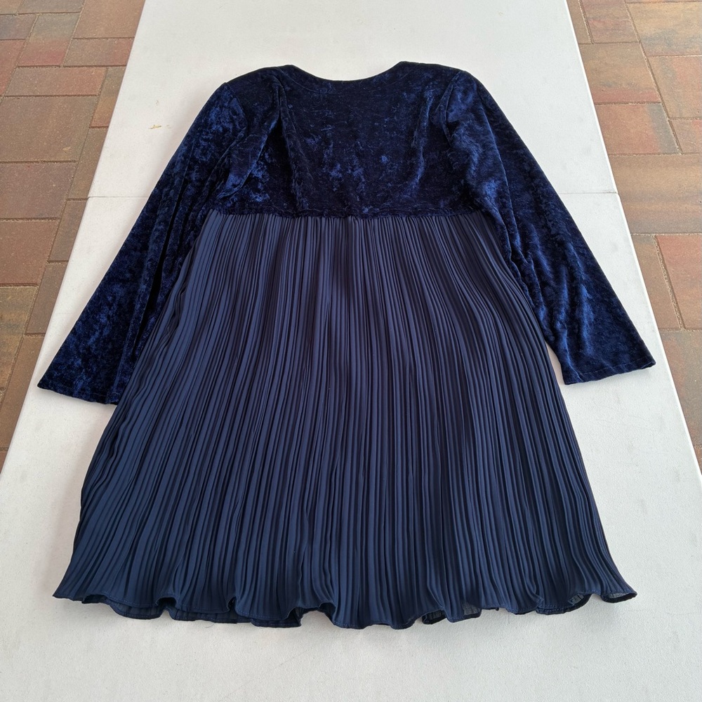 Vintage 90’s Rabbit Rabbit Rabbit Velvet and Pleated Navy Dress - Picture 3 of 11